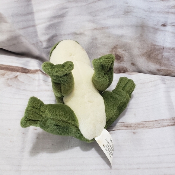 Vintage K&M International Green Frog Plush 5.5 Inch Year 2003 No Sound Realistic - Picture 5 of 9